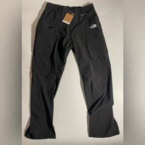 The North Face Men's packable loose Pants in Black - NWT size 34 (32 inseam)